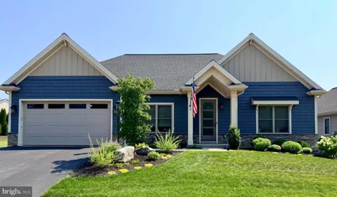4 JACKSON COURT