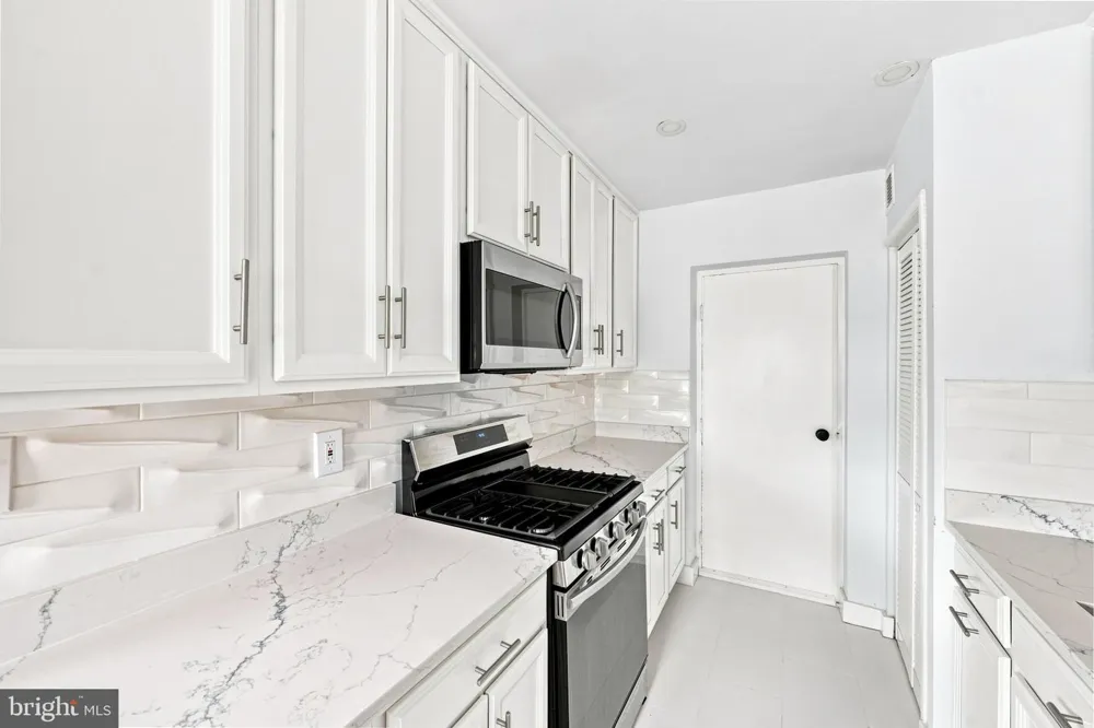 3701 S 5TH STREET S #205 Arlington, VA 22204