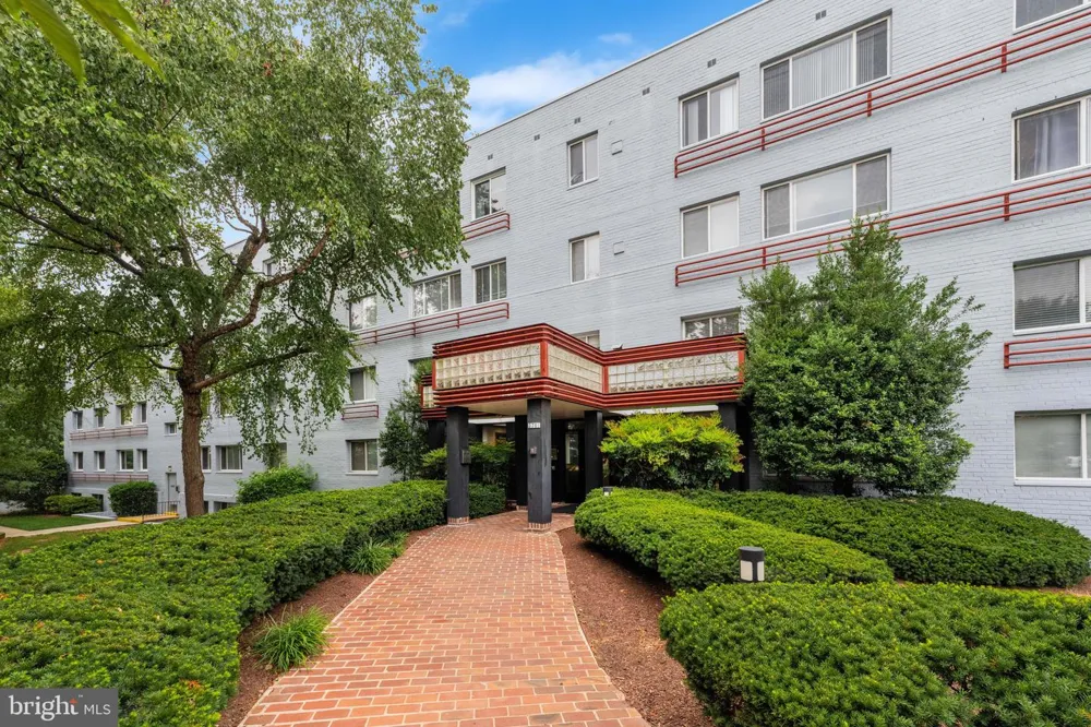 3701 S 5TH STREET S #205 Arlington, VA 22204