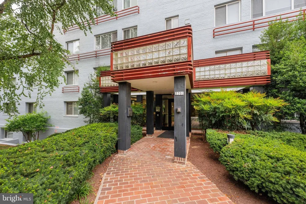 3701 S 5TH STREET S #205 Arlington, VA 22204