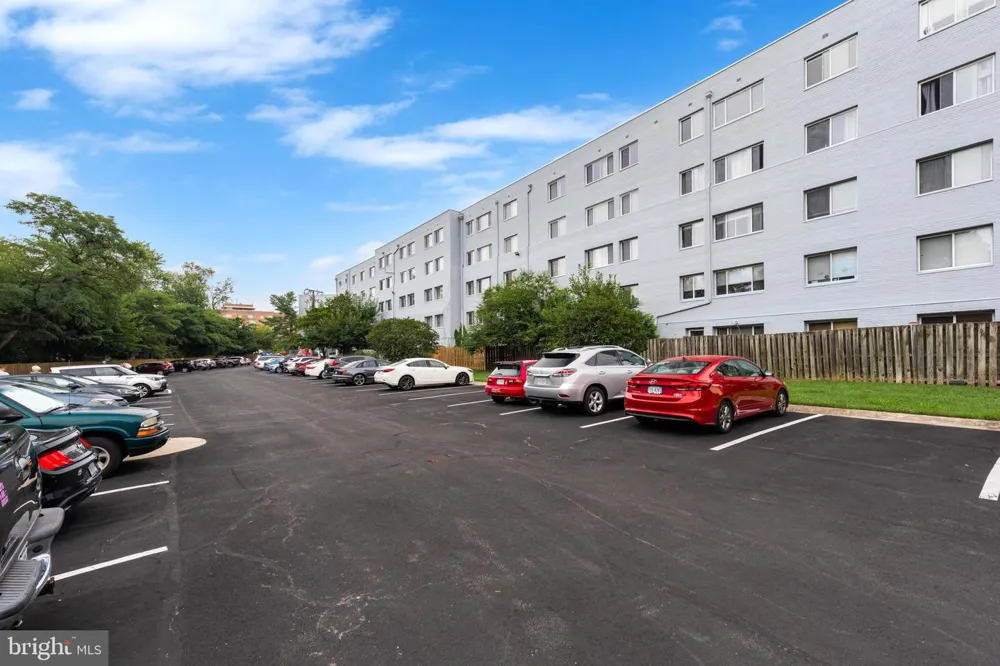 3701 S 5TH STREET S #205 Arlington, VA 22204