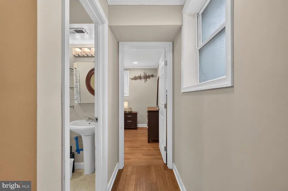 2911 8TH STREET SE #1101 Washington, DC 20032