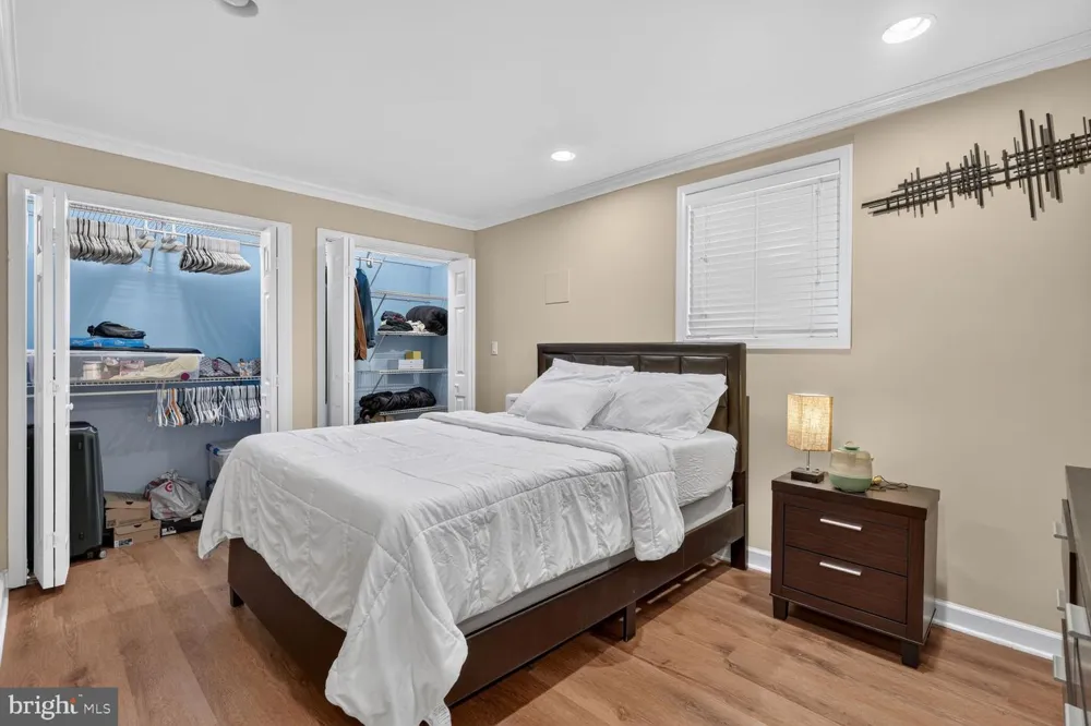 2911 8TH STREET SE #1101 Washington, DC 20032