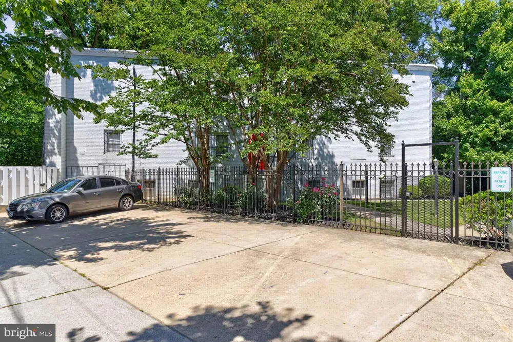 2911 8TH STREET SE #1101 Washington, DC 20032