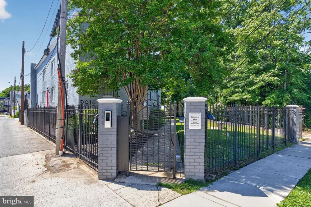 2911 8TH STREET SE #1101 Washington, DC 20032
