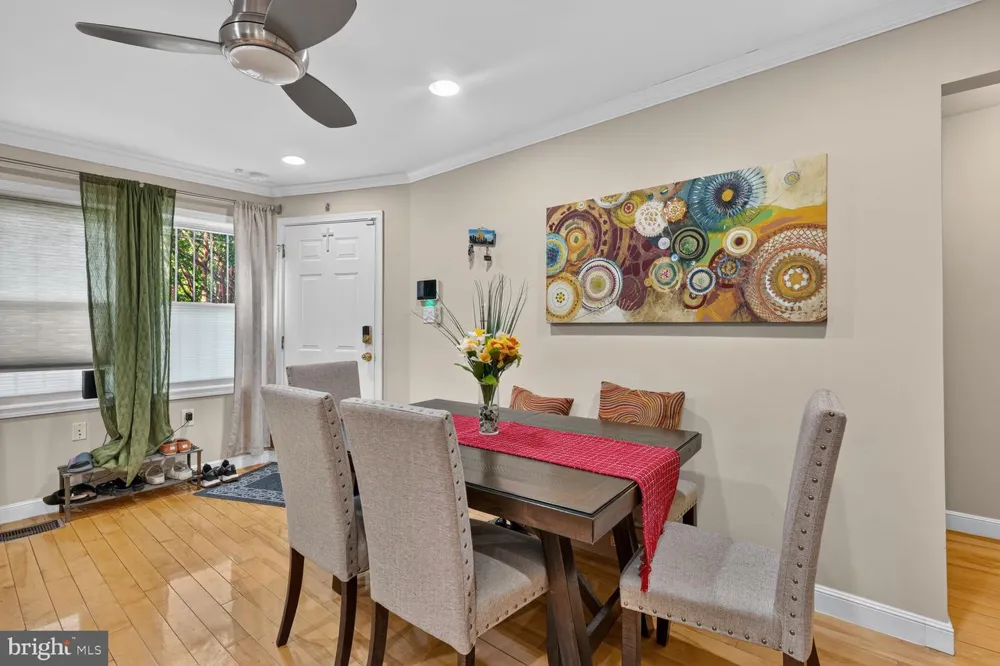 2911 8TH STREET SE #1101 Washington, DC 20032