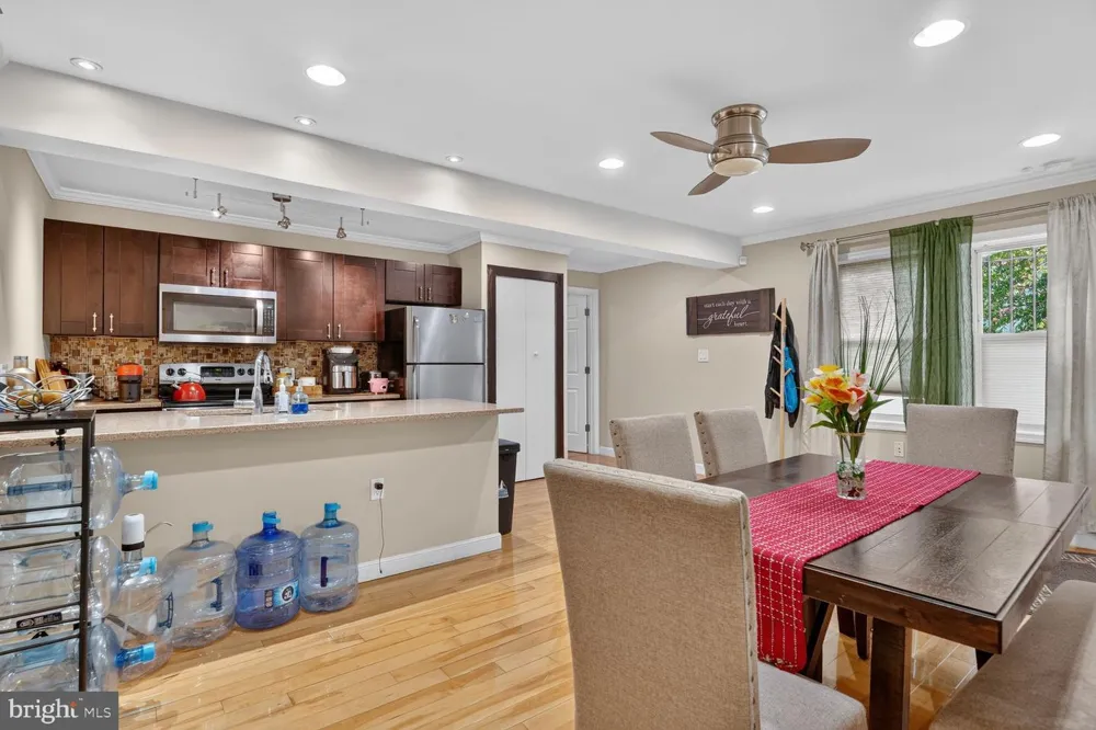 2911 8TH STREET SE #1101 Washington, DC 20032