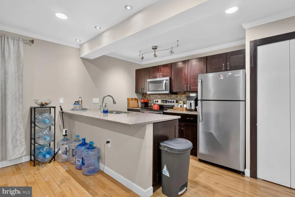 2911 8TH STREET SE #1101 Washington, DC 20032