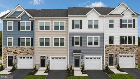 137 WILLETT HOLLOW STREET