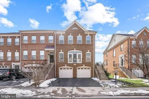 24689 SILTSTONE SQUARE