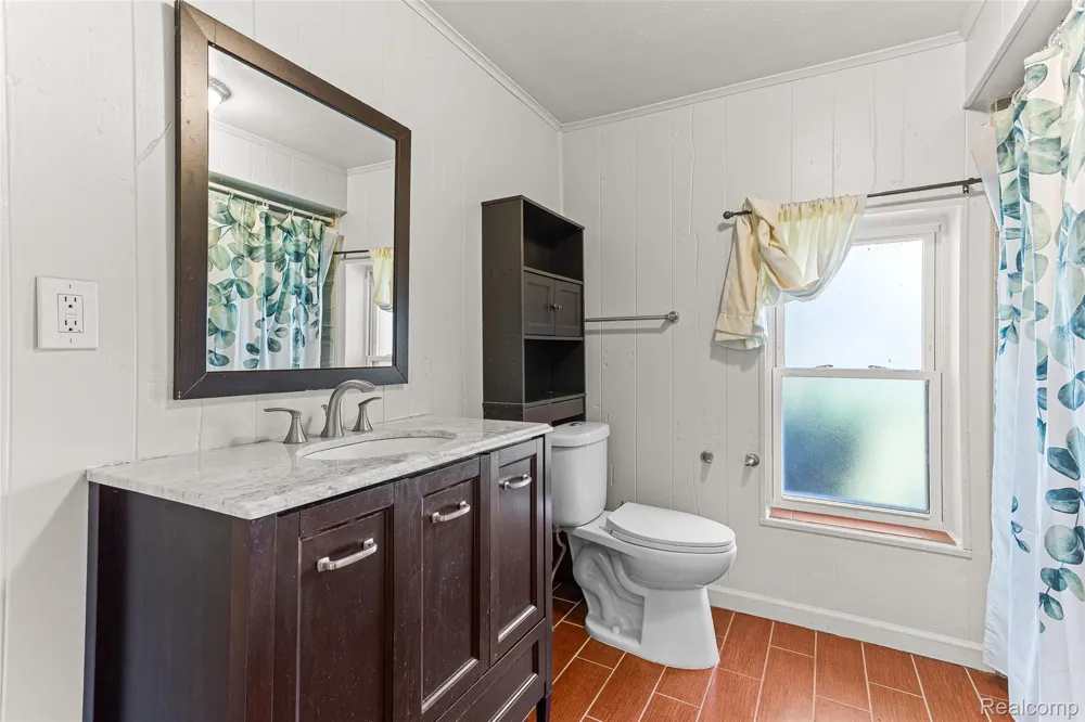 2550 Loon Lake Road Wixom City, MI 48393