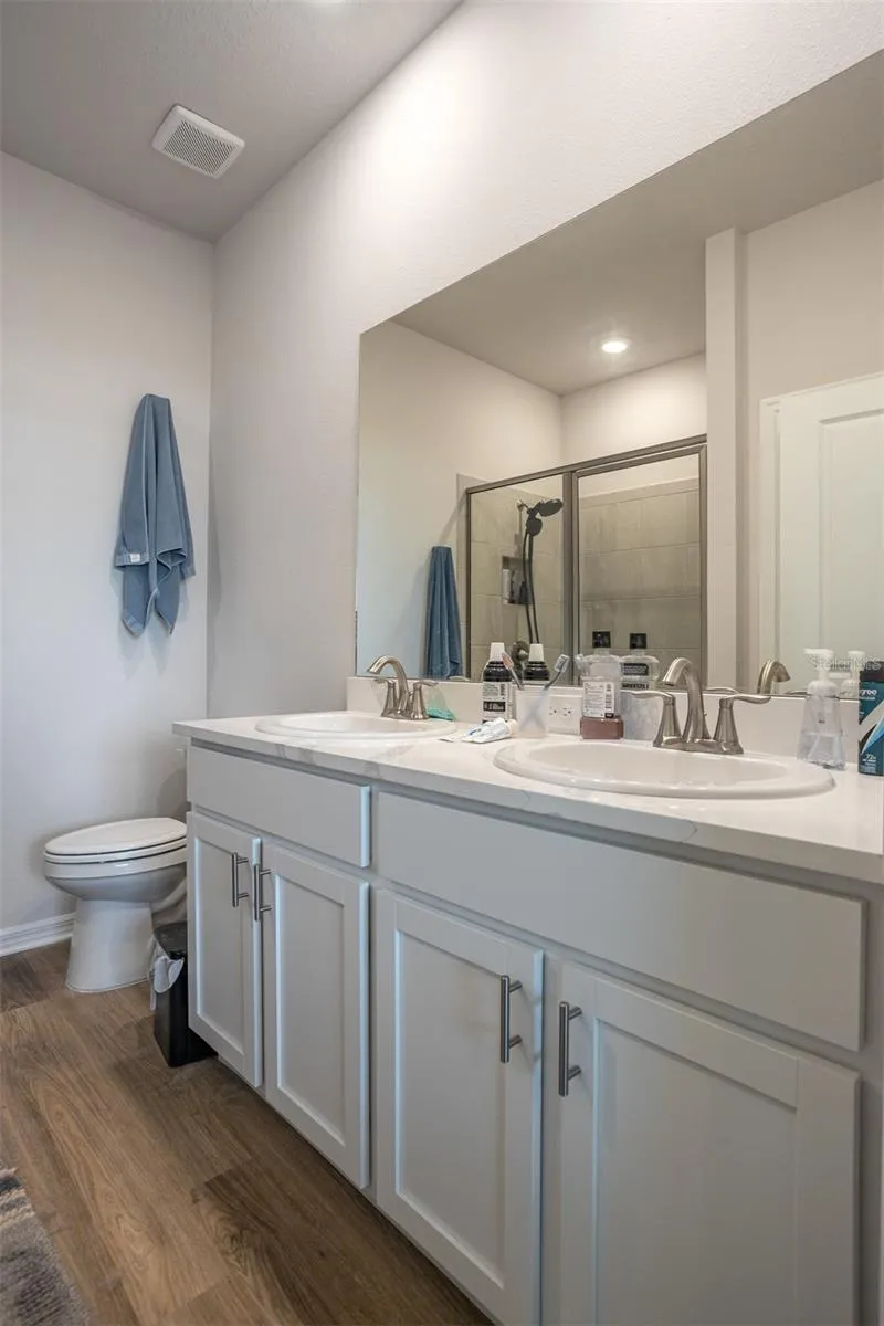 18052 CROPSIDE TRAIL Bradenton, FL 34211