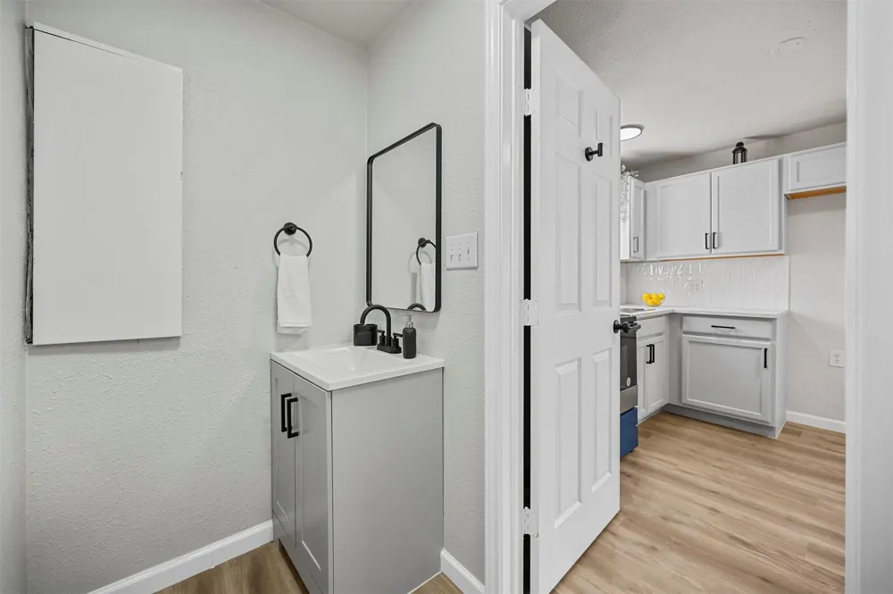 88 Live Oak Street Alvarado, TX 76009