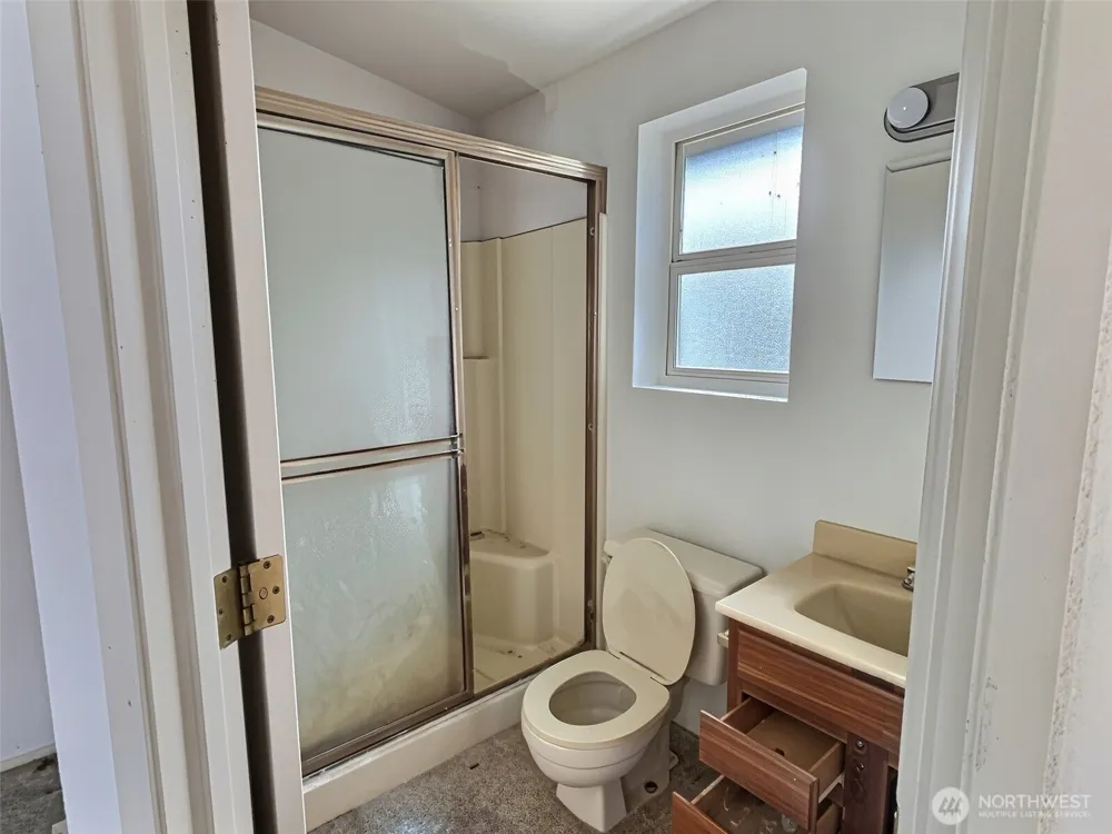 206 Sunrise Avenue SE Ocean Shores, WA 98569