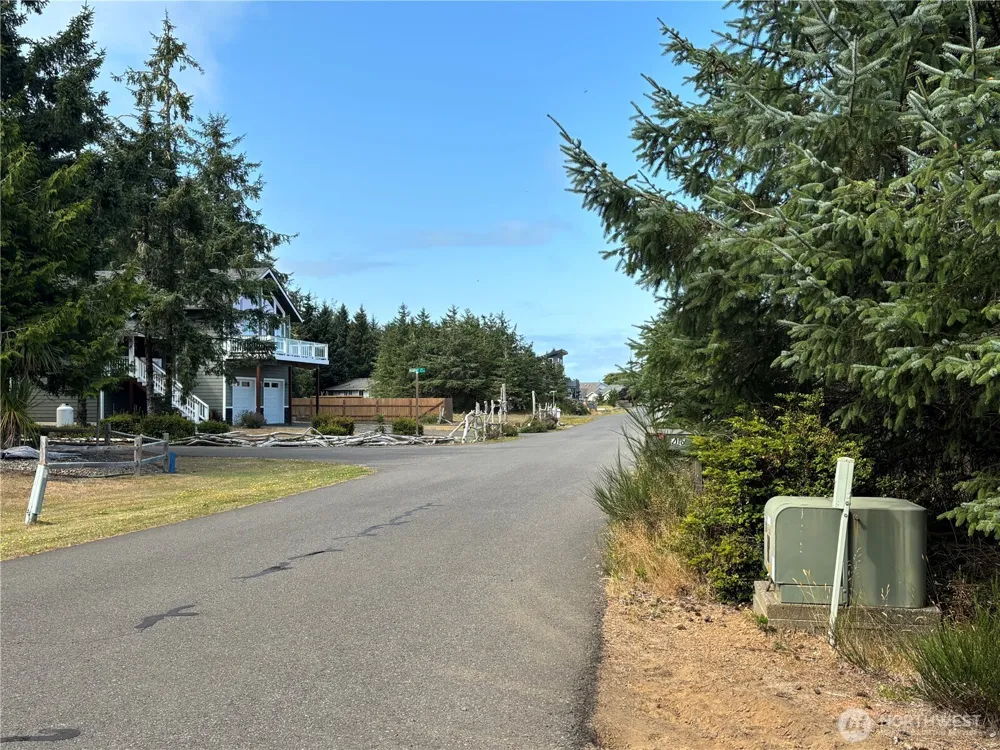 206 Sunrise Avenue SE Ocean Shores, WA 98569