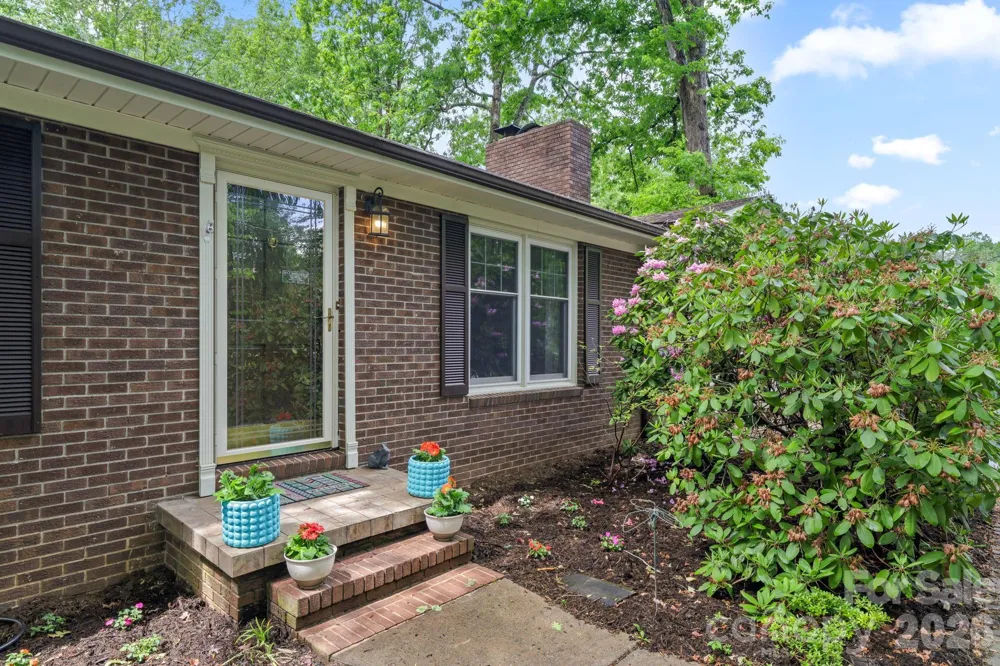 98 Pensacola Avenue Arden, NC 28704