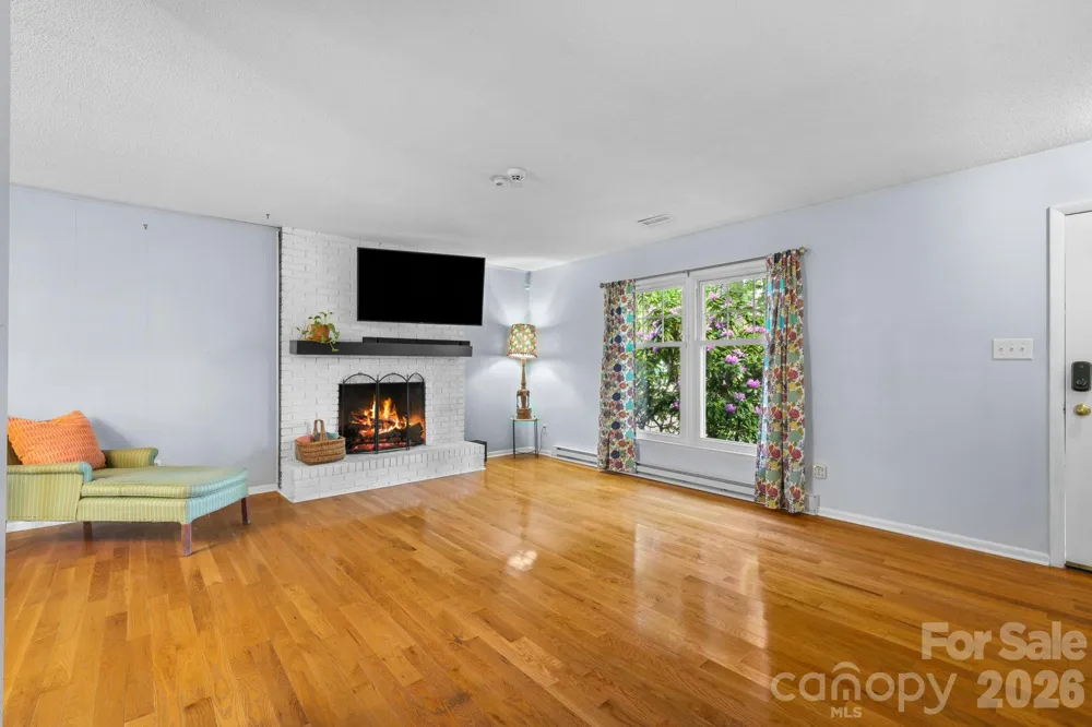 98 Pensacola Avenue Arden, NC 28704