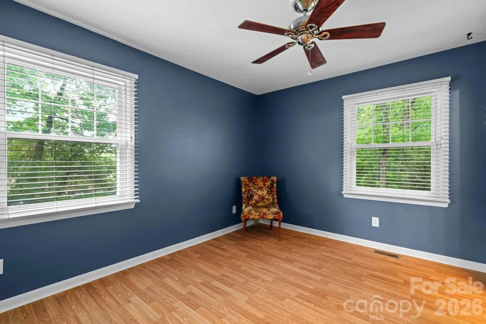 98 Pensacola Avenue Arden, NC 28704