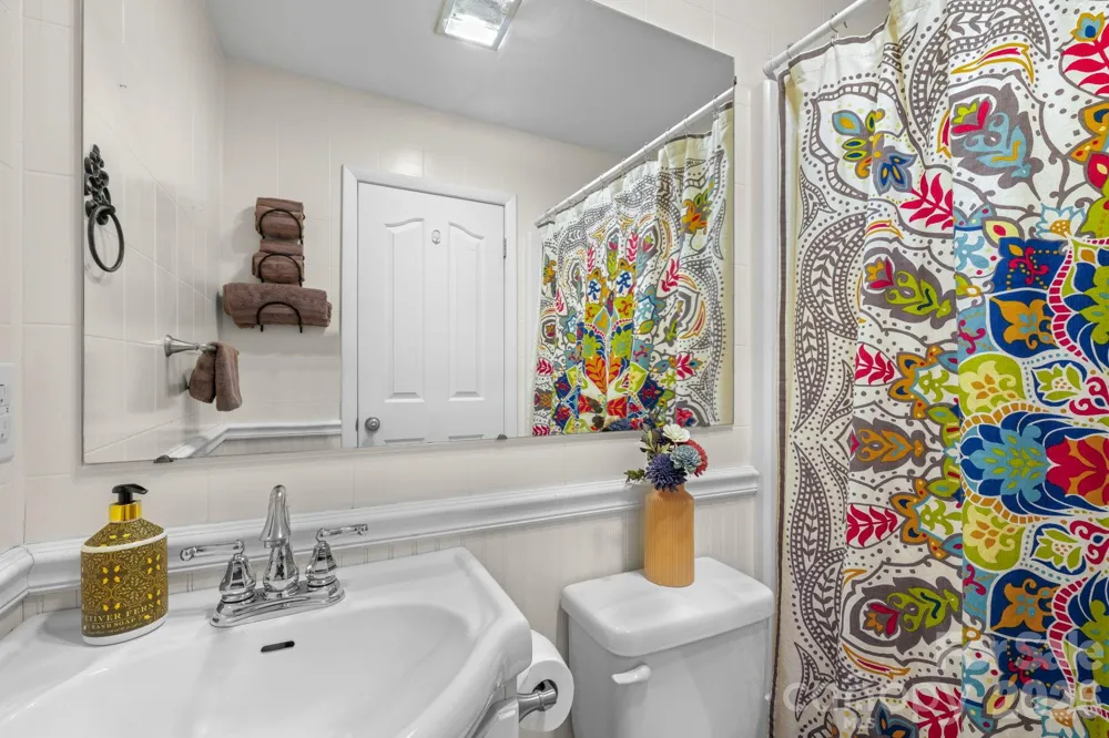 98 Pensacola Avenue Arden, NC 28704