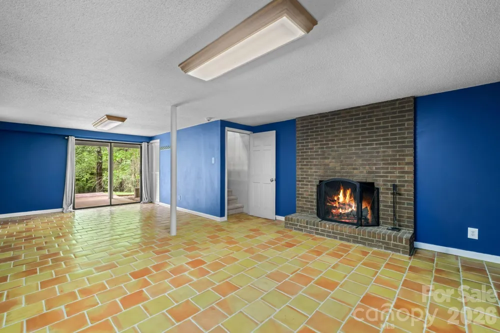 98 Pensacola Avenue Arden, NC 28704