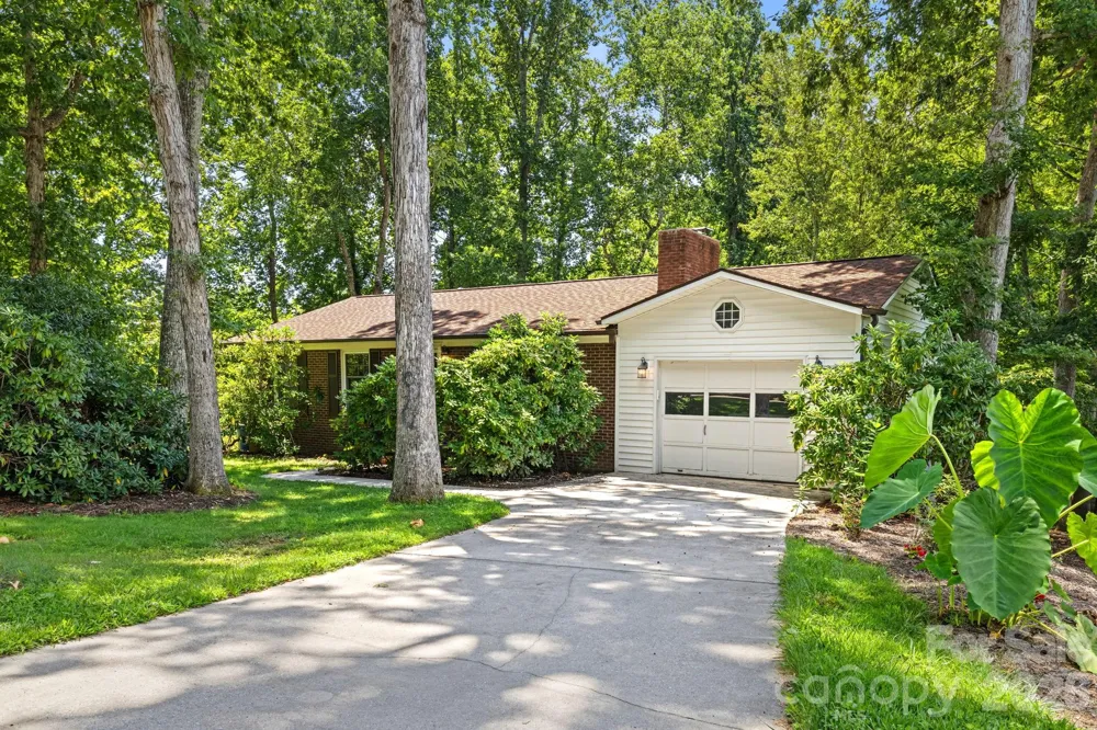 98 Pensacola Avenue Arden, NC 28704