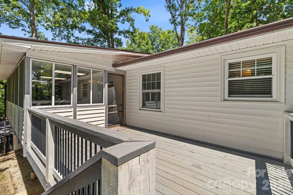 98 Pensacola Avenue Arden, NC 28704