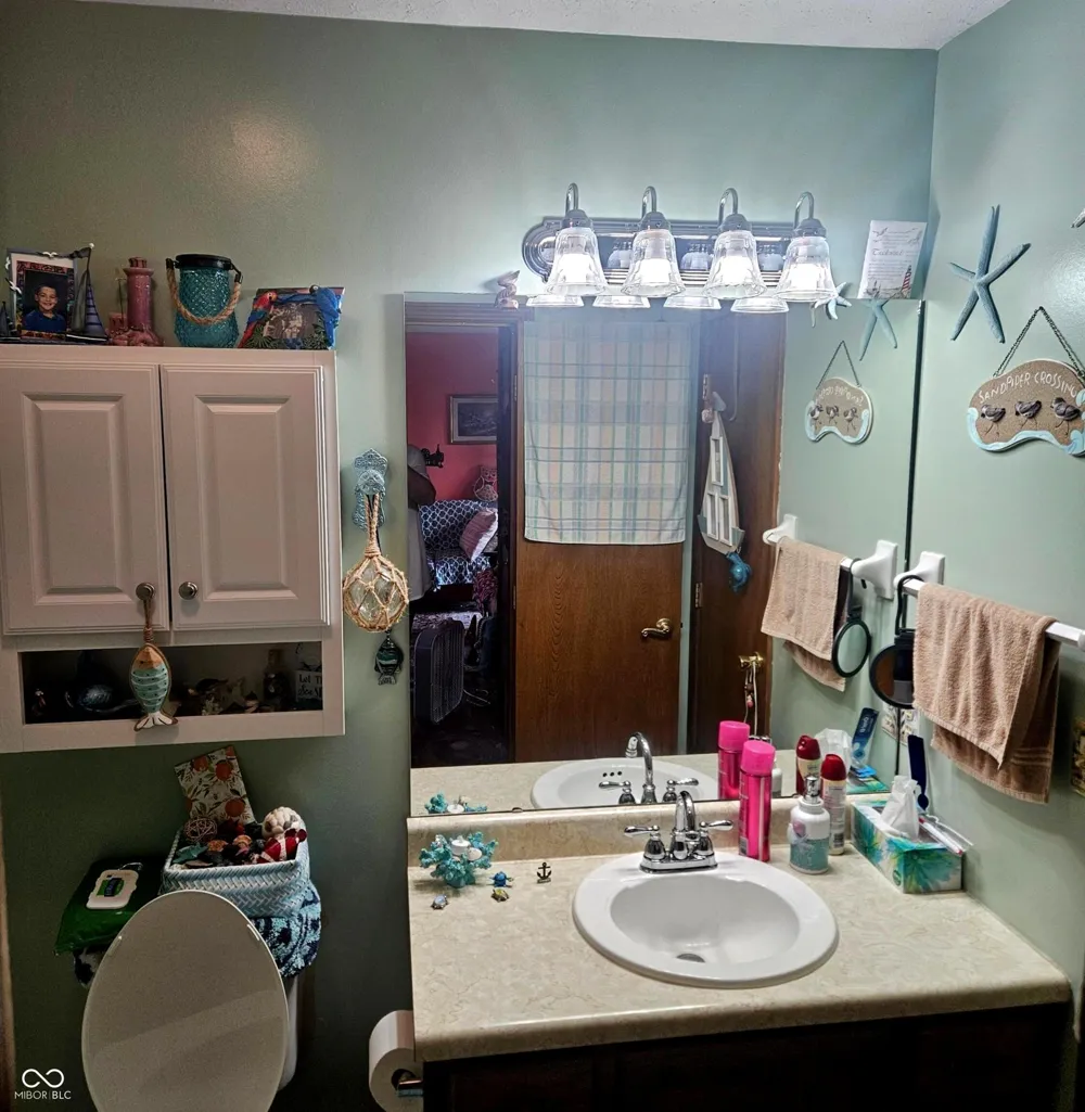 563 Cielo Vista Court Greenwood, IN 46143