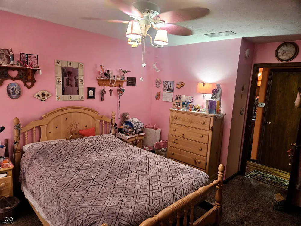 563 Cielo Vista Court Greenwood, IN 46143