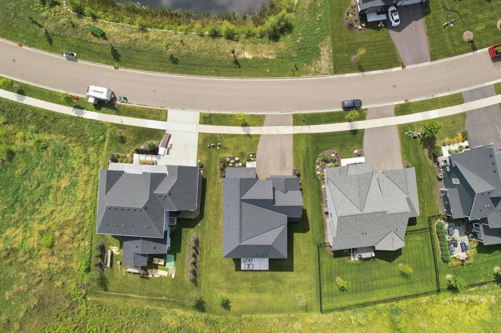 5392 Rolling Hills Parkway Victoria, MN 55318