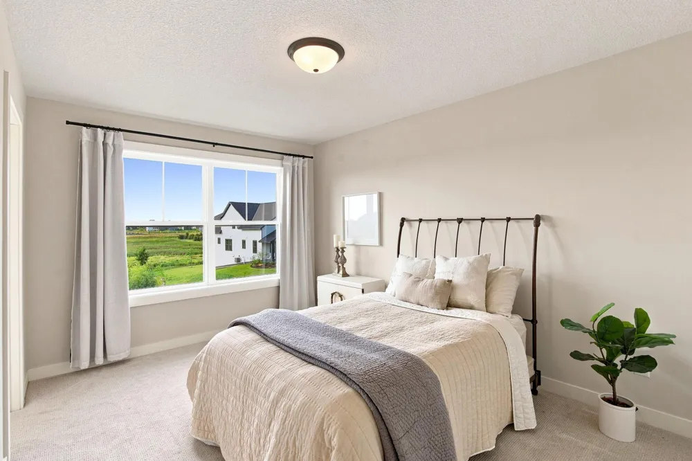 5392 Rolling Hills Parkway Victoria, MN 55318