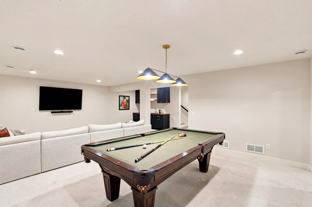 5392 Rolling Hills Parkway Victoria, MN 55318
