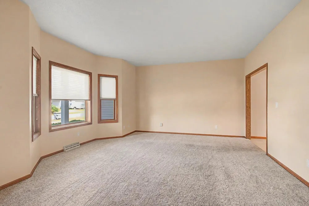 W7885 Country Avenue Holmen, WI 54636