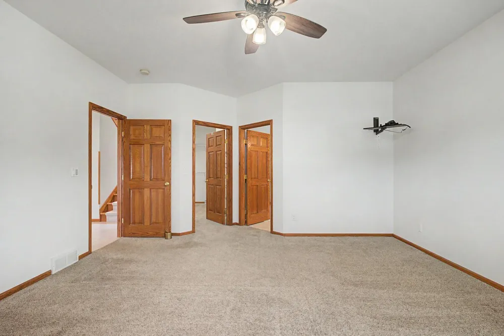 W7885 Country Avenue Holmen, WI 54636