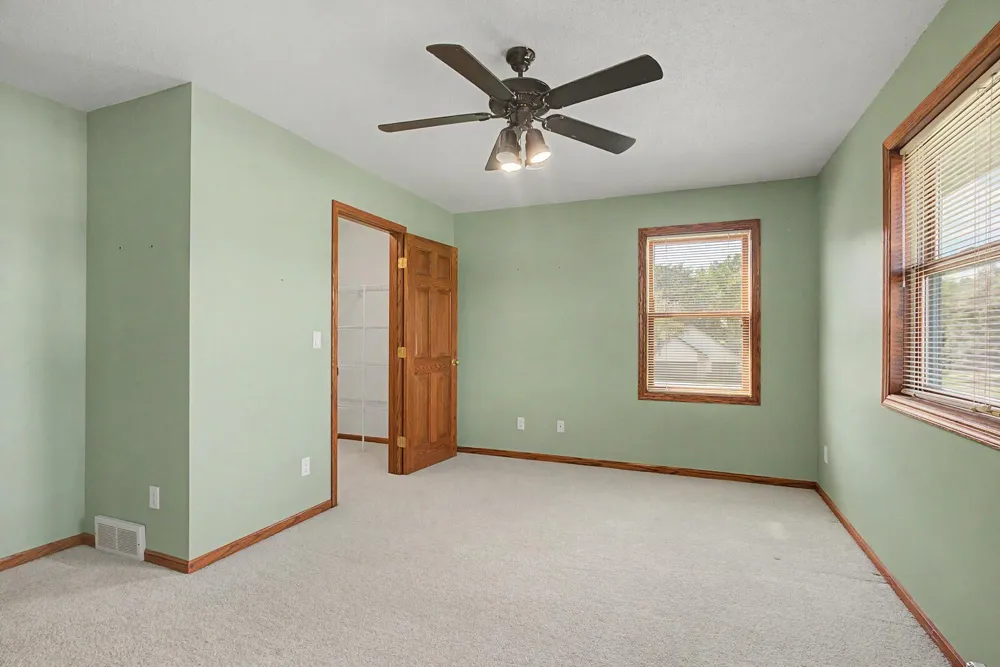 W7885 Country Avenue Holmen, WI 54636
