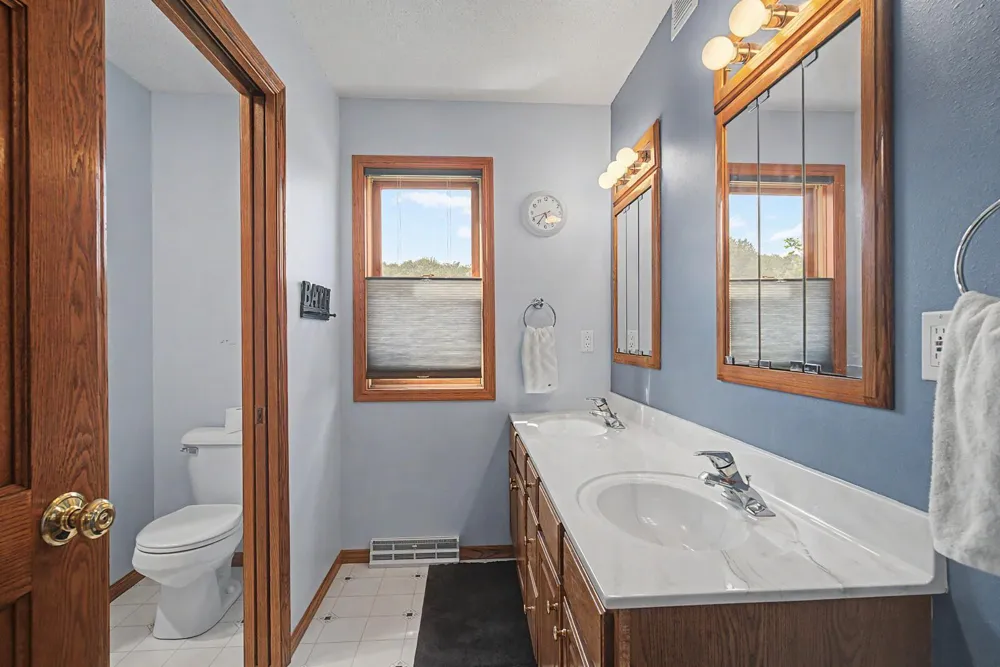 W7885 Country Avenue Holmen, WI 54636