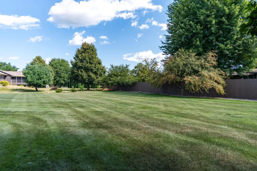 W7885 Country Avenue Holmen, WI 54636