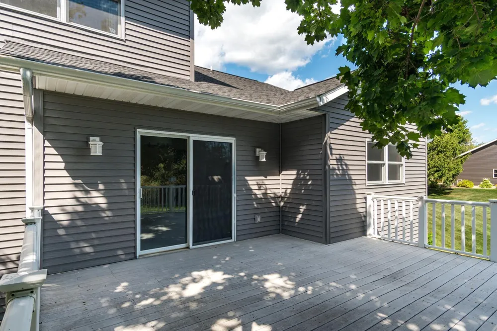 W7885 Country Avenue Holmen, WI 54636