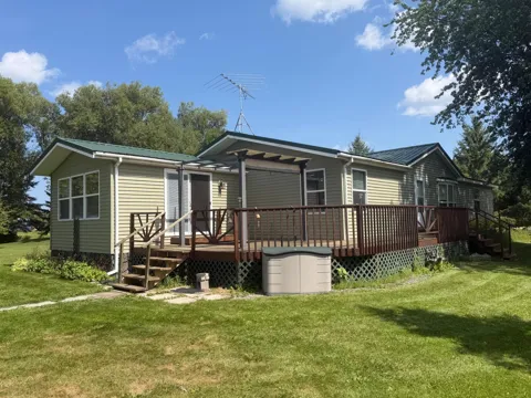 1506 County Road 1 SW