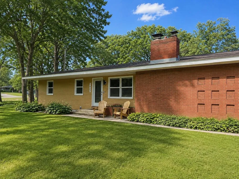 1427 Lori Avenue Detroit Lakes, MN 56501