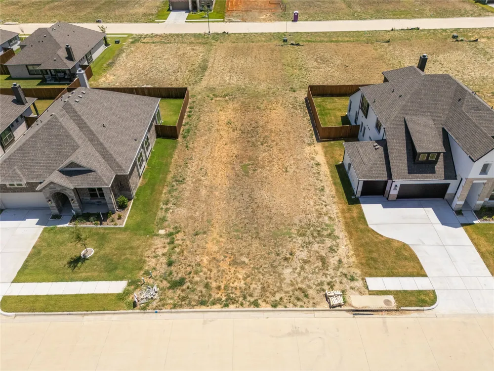 1973 Daybreak Drive Venus, TX 76009