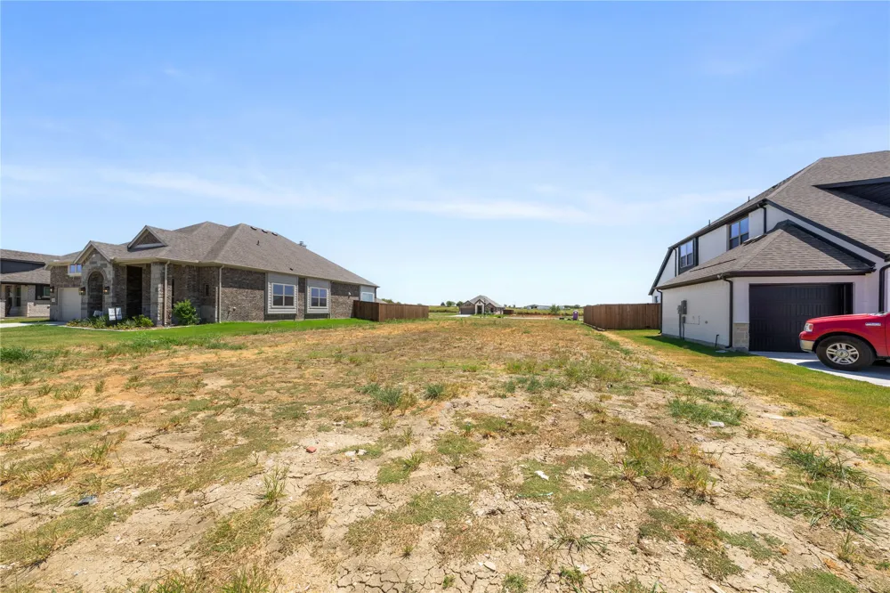 1973 Daybreak Drive Venus, TX 76009