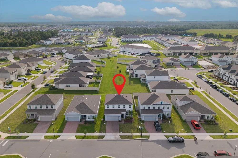 480 CROSSINGS AVENUE St Cloud, FL 34771
