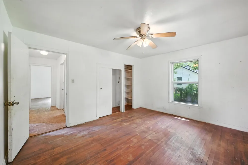 414 S Broadway Street Bells, TX 75414