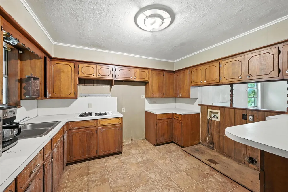 414 S Broadway Street Bells, TX 75414