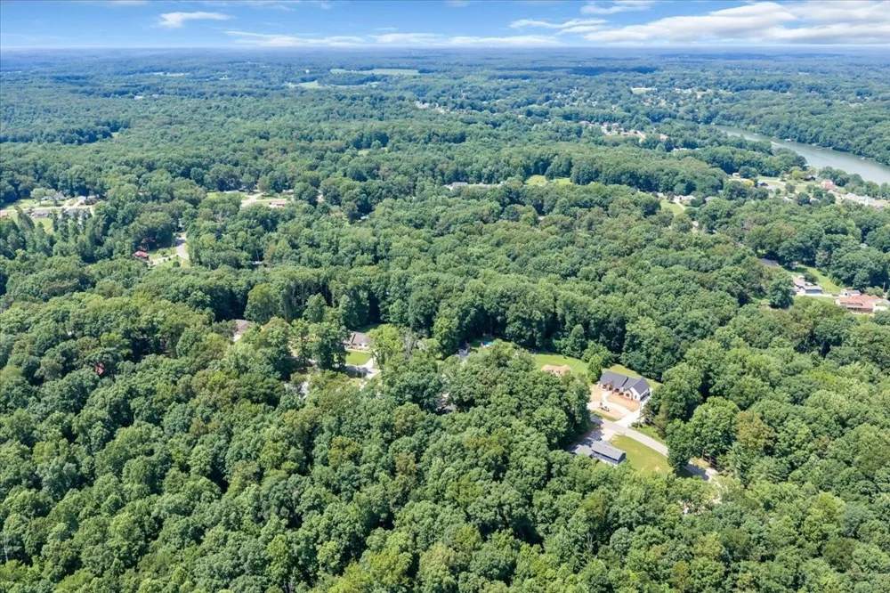 226 Woodland Way Estill Springs, TN 37330