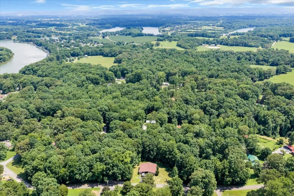 226 Woodland Way Estill Springs, TN 37330