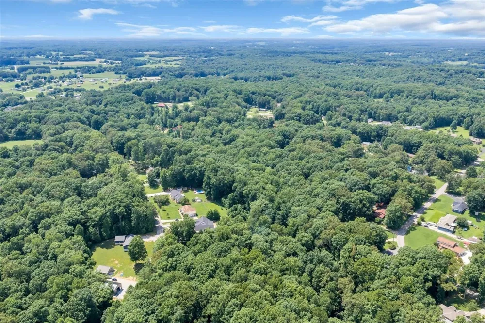 226 Woodland Way Estill Springs, TN 37330