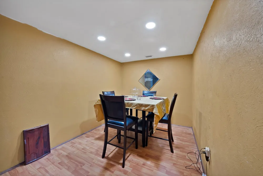 241 S Young Boulevard DeSoto, TX 75115