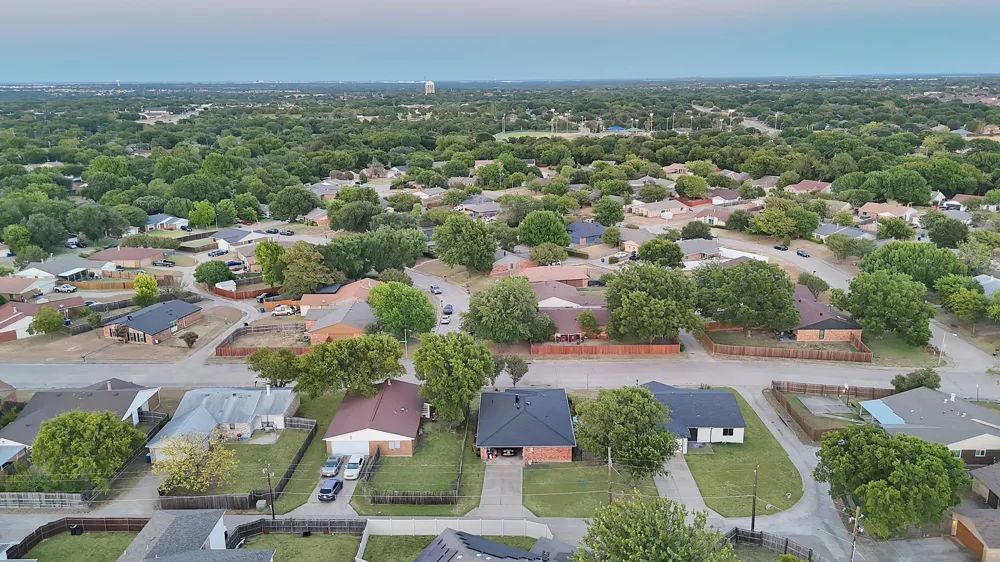241 S Young Boulevard DeSoto, TX 75115