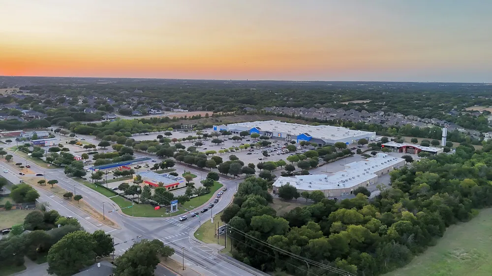 241 S Young Boulevard DeSoto, TX 75115